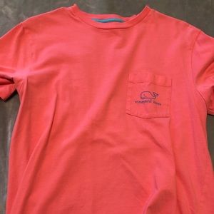 vineyard vines tee